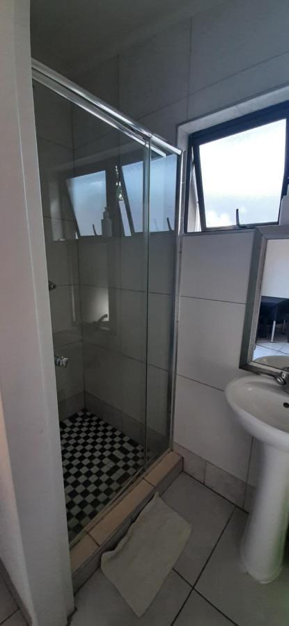 Self-Catering Studio, Unit 3 On Krupp Windhoek Exteriör bild