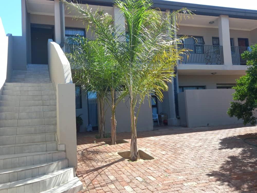 Self-Catering Studio, Unit 3 On Krupp Windhoek Exteriör bild