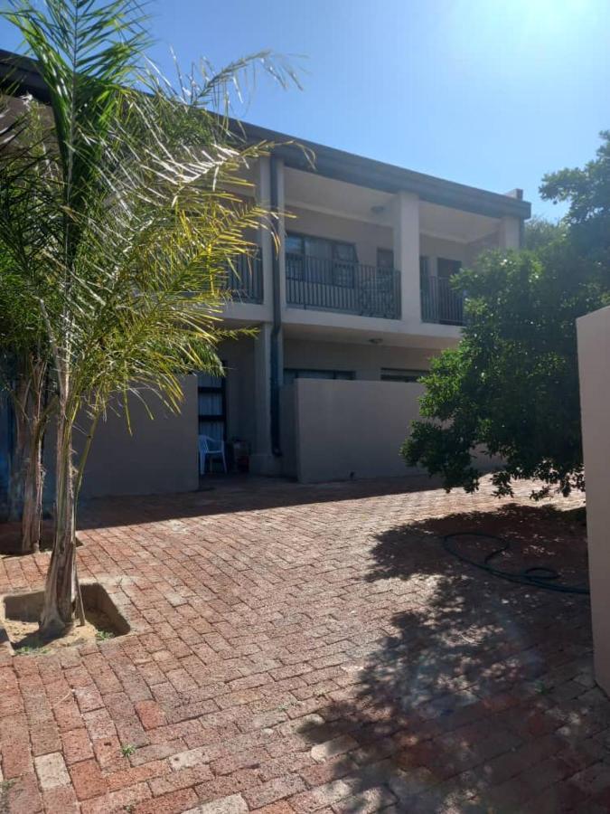 Self-Catering Studio, Unit 3 On Krupp Windhoek Exteriör bild
